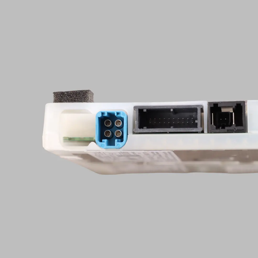 Telematics Module Communication Box to BMW U06 with Part number 5B616D1 BMW U06 Telematics Module Communication Box - SKU 5B616D1 - Part number 5B616D1