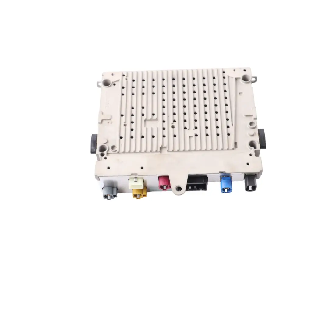 Radio Media BMW U06 Infotainment System Head Unit Navigation to with Part number 5B77876 Radio Media BMW U06 Infotainment System Head Unit Navigation - SKU 5B77876 - Part number 5B77876