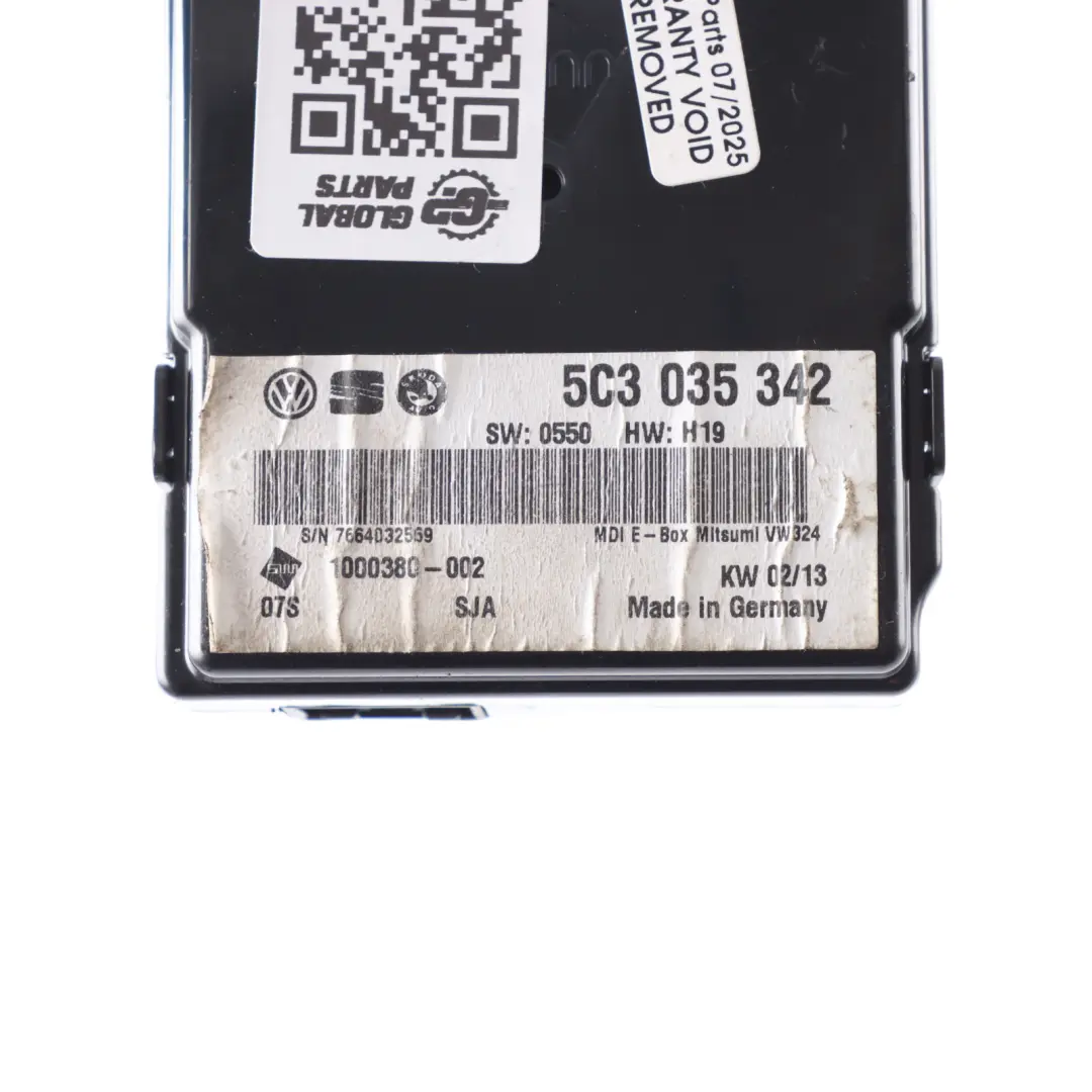 Multimedia Interface Module Unit ECU to VW Volkswagen 1.4 TSI New Beetle with Part number 5C3035342 VW Volkswagen 1.4 TSI New Beetle Multimedia Interface Module Unit ECU - SKU 5C3035342 - Part number 5C3035342