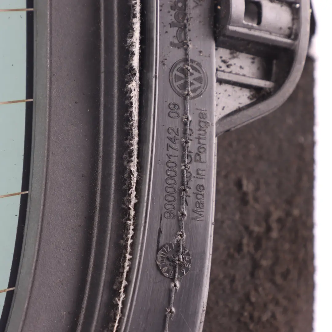 Window Glass AS2 Beige Top Cover to Volkswagen VW New Beetle Rear with Part number 5C3871036B Volkswagen VW New Beetle Rear Window Glass AS2 Beige Top Cover - SKU 5C3871036B - Part number 5C3871036B