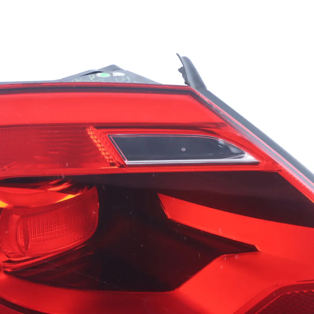 5C Cabrio Rücklicht Rückleuchte Links für Volkswagen Beetle mit Teilenummer 5C3945095H Volkswagen Beetle 5C Cabrio Rücklicht Rückleuchte Links - SKU 5C3945095H - Teilenummer 5C3945095H