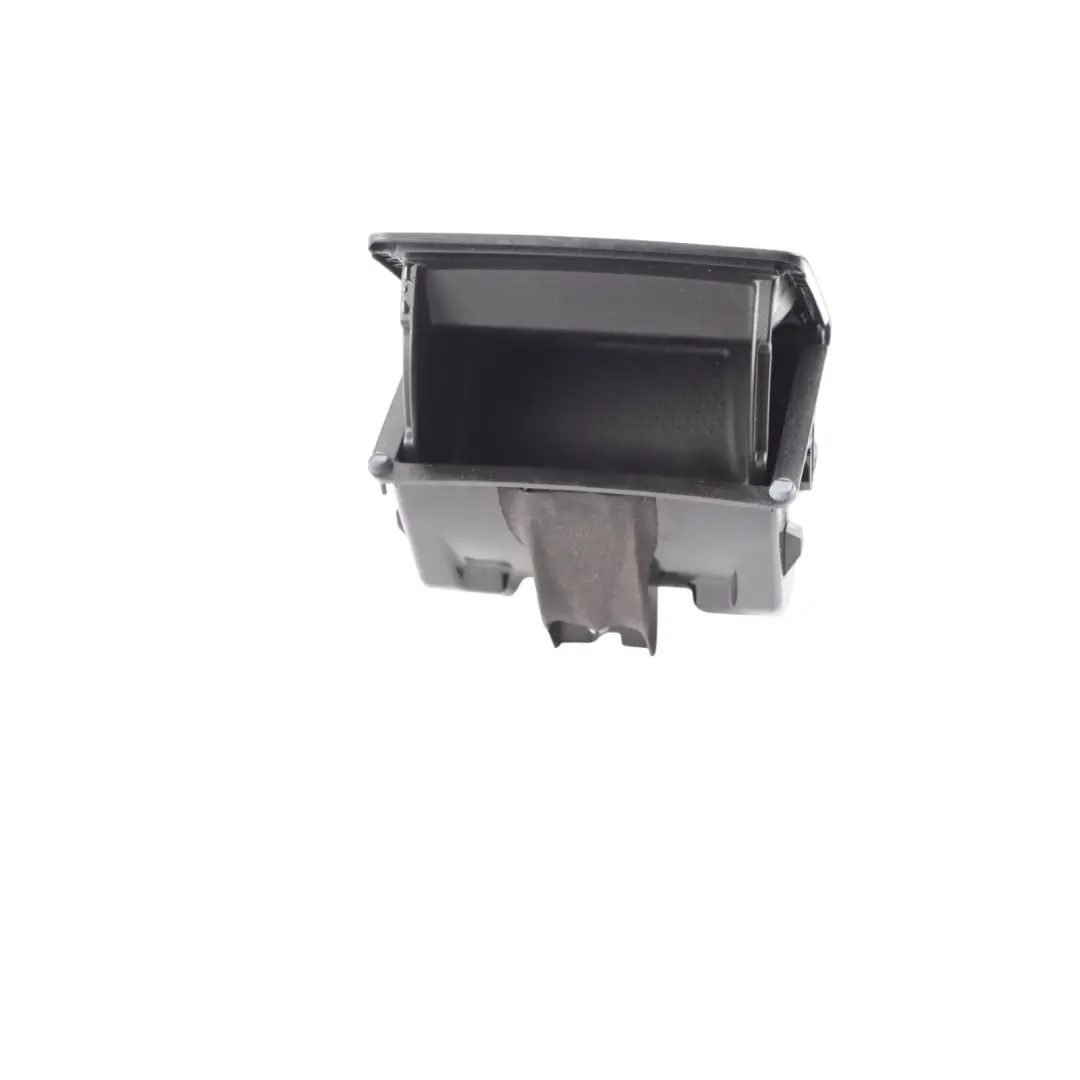 Aschenbecher Hinten Mittelkonsole Einsatz für Skoda Octavia III mit Teilenummer 5E0863284B Skoda Octavia III Aschenbecher Hinten Mittelkonsole Einsatz - SKU 5E0863284B - Teilenummer 5E0863284B