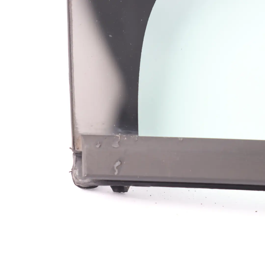 Cristal Ventana Fija Puerta Trasera Izquierda 5E9845213 para Skoda Octavia 5E con número de pieza 5E9845213K Skoda Octavia 5E Cristal Ventana Fija Puerta Trasera Izquierda 5E9845213 - SKU 5E9845213K - Número de pieza 5E9845213K