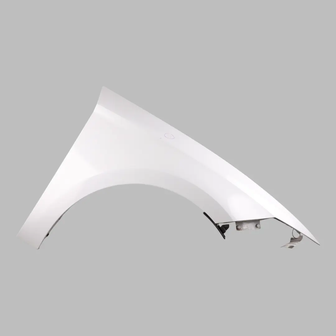 5F Front Side Wing Panel Right O/S Nevada White S9R to Seat Leon Cupra with Part number 5F0821022J Seat Leon Cupra 5F Front Side Wing Panel Right O/S Nevada White S9R - SKU 5F0821022J-BNE - Part number 5F0821022J