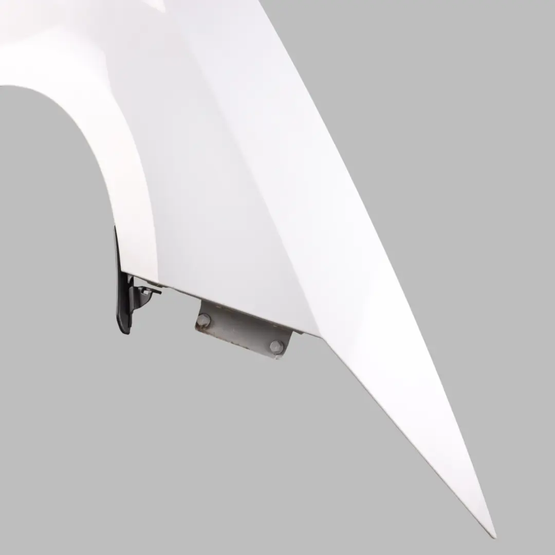 5F Front Side Wing Panel Right O/S Nevada White S9R to Seat Leon Cupra with Part number 5F0821022J Seat Leon Cupra 5F Front Side Wing Panel Right O/S Nevada White S9R - SKU 5F0821022J-BNE - Part number 5F0821022J