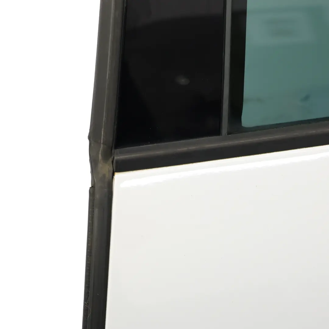 Mk3 Puerta Trasera Izquierda Panel Nevada White Blanco - S9R para Seat Leon con número de pieza 5F4833055 Seat Leon Mk3 Puerta Trasera Izquierda Panel Nevada White Blanco - S9R - SKU 5F4833055-BNE - Número de pieza 5F4833055