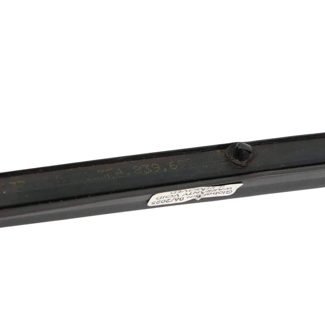 Seat Leon Mk3 Hintere Tür Untere Äußere Dichtung Rand Gummi Links - SKU 5F4839699 - Teilenummer 5F4839699