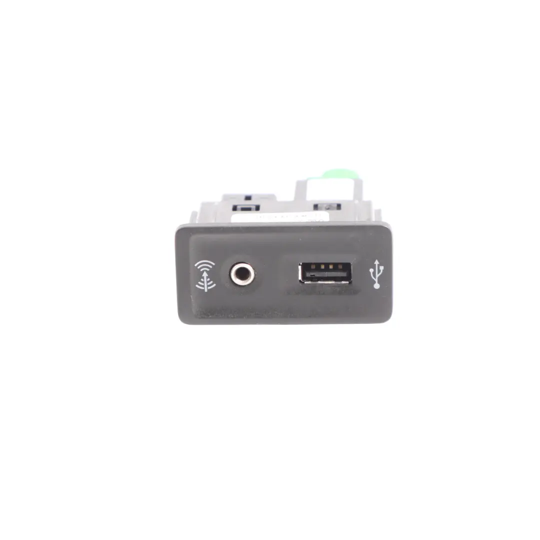 Seat Ibiza 6J USB AUX Port Socket Connection Media Adapter - SKU 5G0035222E - Part number 5G0035222E