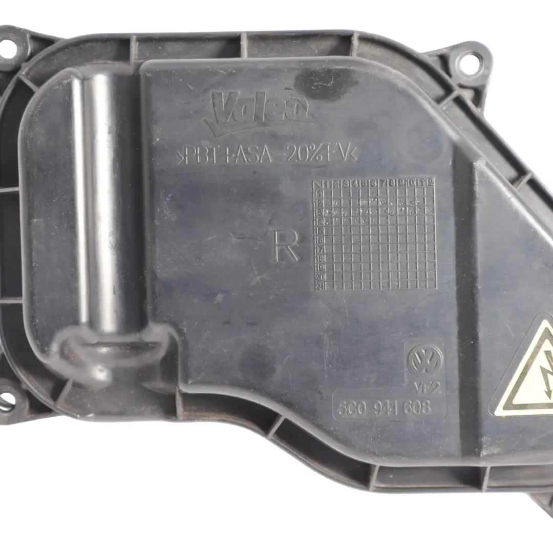 Volkswagen Golf Mk7 VII Cache Capuchon Phare Avant Droit - SKU 5G0941608 - Numéro de pièce 5G0941608