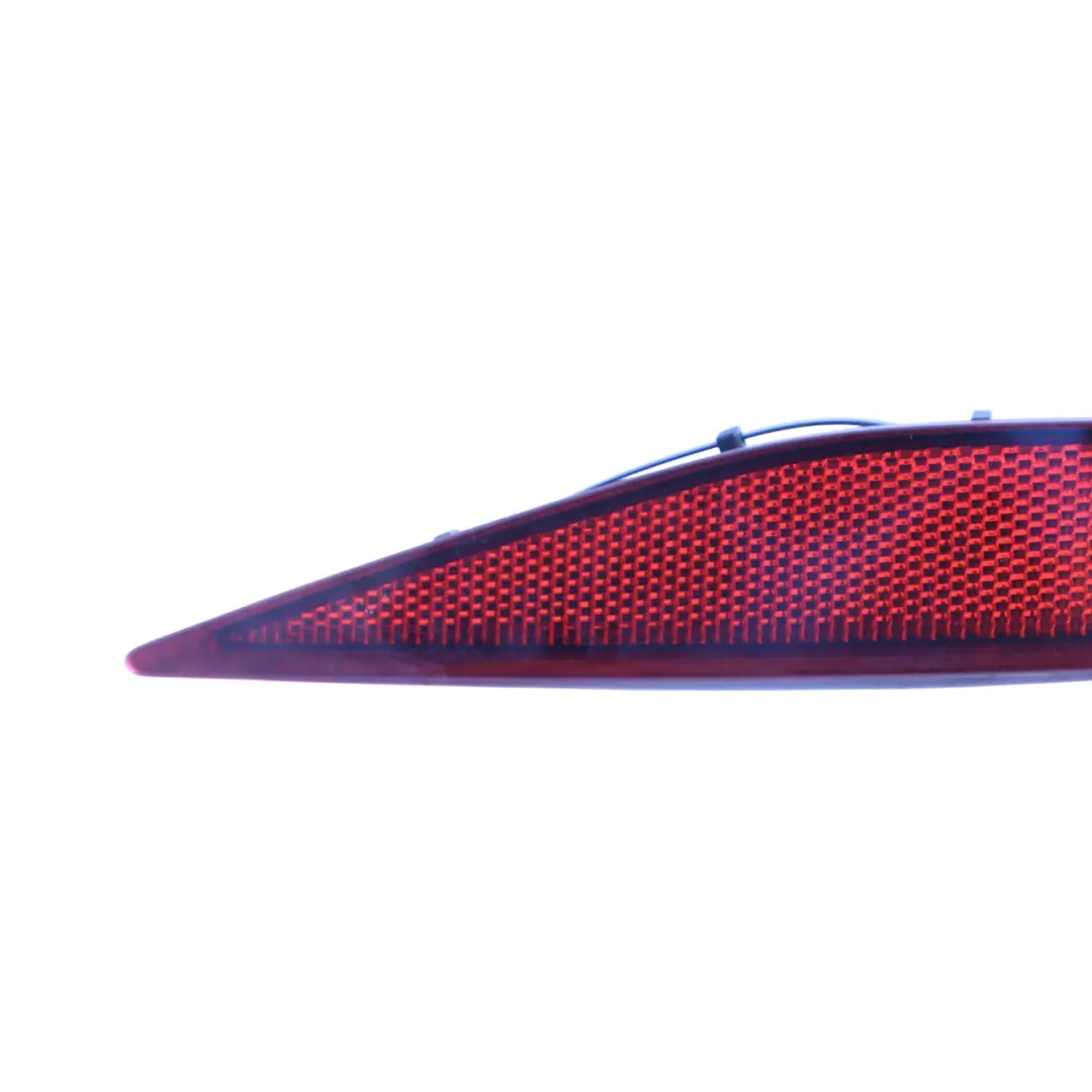 Hintere Stoßstange Trim Reflektor Links für Volkswagen Golf Mk7 mit Teilenummer 5G0945105 Volkswagen Golf Mk7 Hintere Stoßstange Trim Reflektor Links - SKU 5G0945105 - Teilenummer 5G0945105