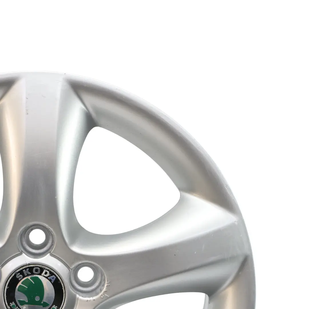 Rim Alloy Silver 5 Spoke 15" ET:43 6J to Skoda Fabia 5J Wheel with Part number 5J0601025A Skoda Fabia 5J Wheel Rim Alloy Silver 5 Spoke 15" ET:43 6J - SKU 5J0601025A-2 - Part number 5J0601025A