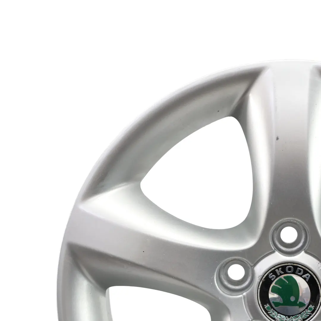 Rim Alloy Silver 5 Spoke 15" ET:43 6J to Skoda Fabia 5J Wheel with Part number 5J0601025A Skoda Fabia 5J Wheel Rim Alloy Silver 5 Spoke 15" ET:43 6J - SKU 5J0601025A-3 - Part number 5J0601025A