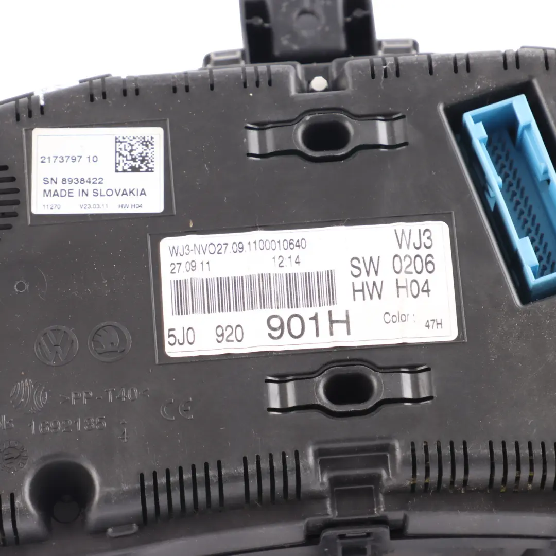 Mk2 5J Instrument Cluster Speedometer Speedo 1.2 Petrol Manual Gear to Skoda Fabia with Part number 5J0920901H Skoda Fabia Mk2 5J Instrument Cluster Speedometer Speedo 1.2 Petrol Manual Gear - SKU 5J0920901H - Part number 5J0920901H