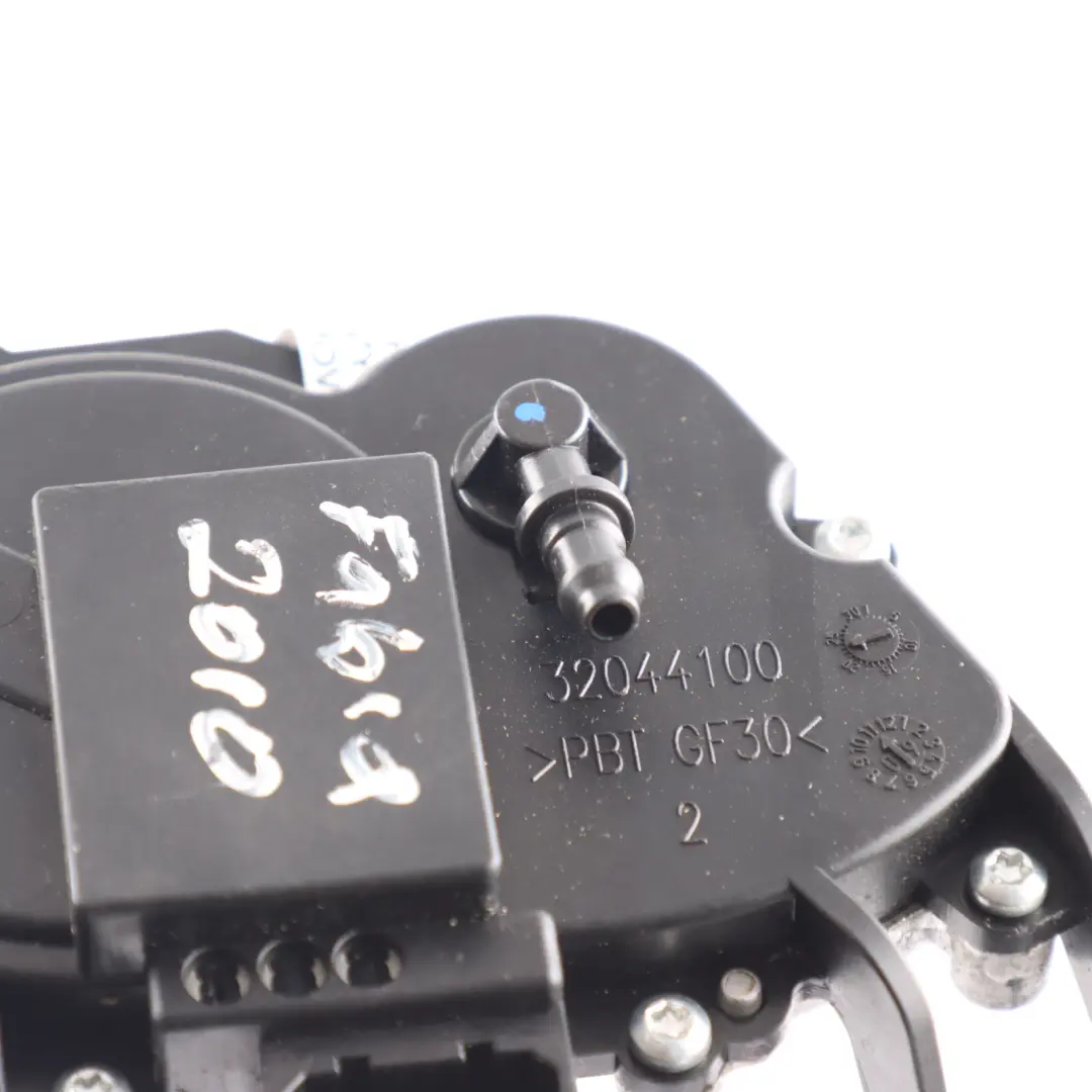 Actionneur Régulateur Moteur D'Essuie-Glace Arrière pour Skoda Fabia 5J à propos du numéro de pièce 5J7955711A Skoda Fabia 5J Actionneur Régulateur Moteur D'Essuie-Glace Arrière - SKU 5J7955711A - Numéro de pièce 5J7955711A