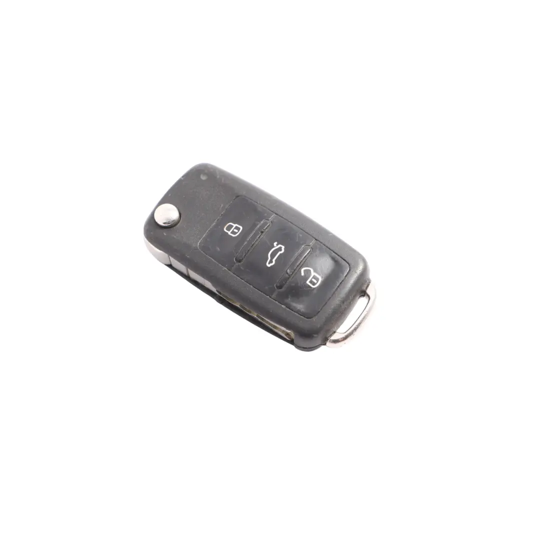 Llave Mando Distancia Alarma 3 Botones para Volkswagen Golf 6 con número de pieza 5K0837202Q Volkswagen Golf 6 Llave Mando Distancia Alarma 3 Botones - SKU 5K0837202Q - Número de pieza 5K0837202Q