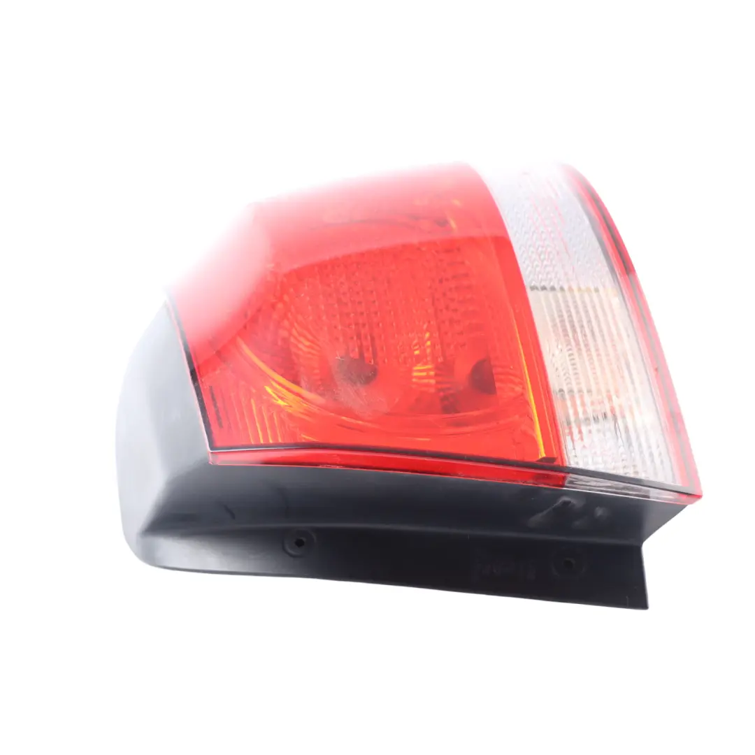 Volkswagen Golf VI MK6 Lámpara De Luz Trasera Exterior Derecha - SKU 5K0945096E - Número de pieza 5K0945096E