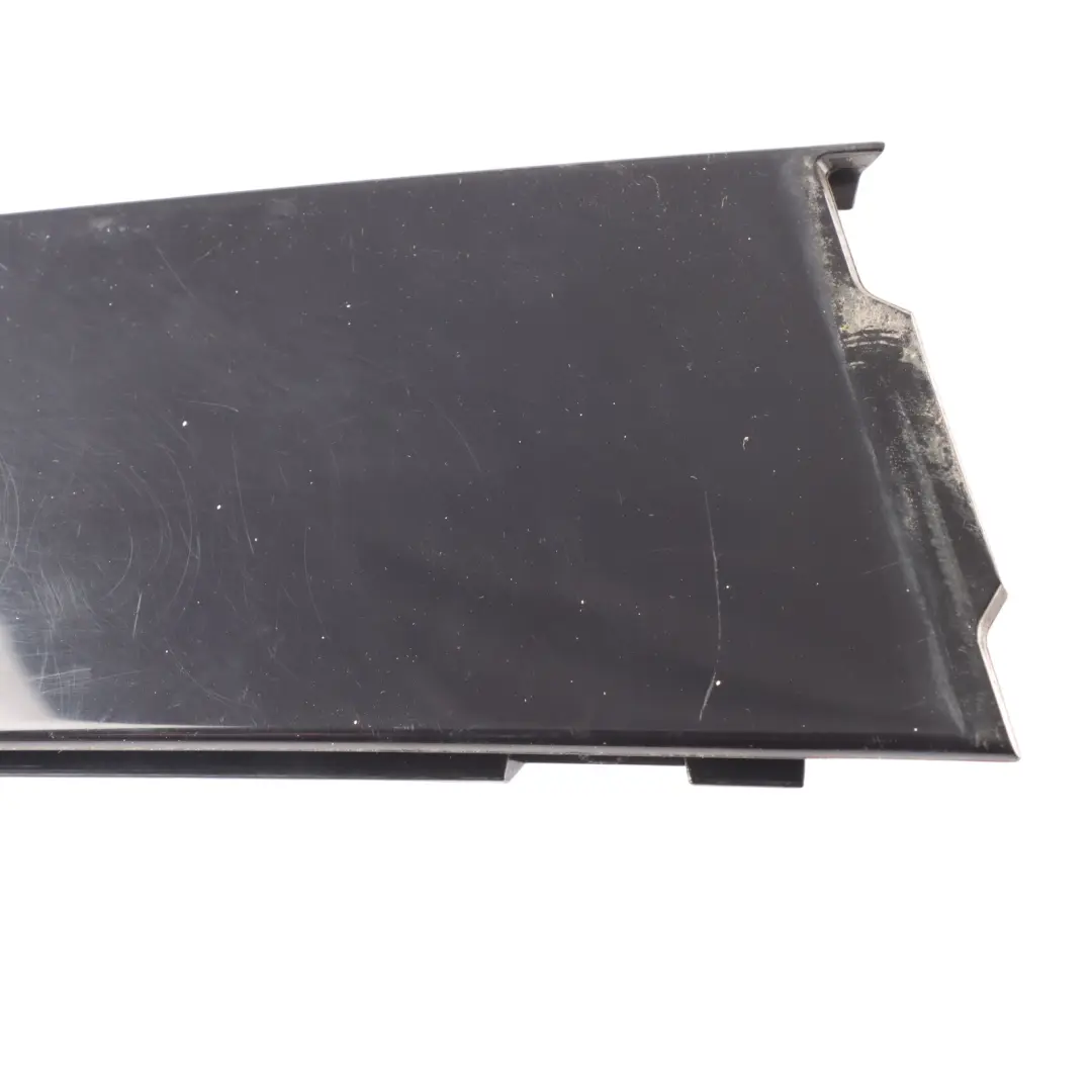 Mk6 VI Delantero Trasero Izquierdo Puerta Pilar B para Volkswagen Golf con número de pieza 5K3837901A Volkswagen Golf Mk6 VI Delantero Trasero Izquierdo Puerta Pilar B - SKU 5K3837901A - Número de pieza 5K3837901A