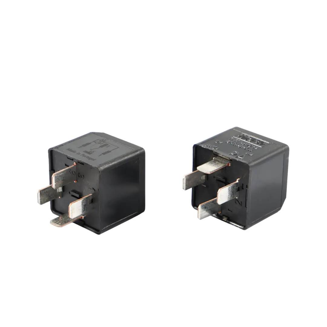 Ford Transit Custom Relay 4-Pin Black 12V 40A FOMOCO SET - SKU 5M5T14B192CA - Part number 5M5T14B192CA