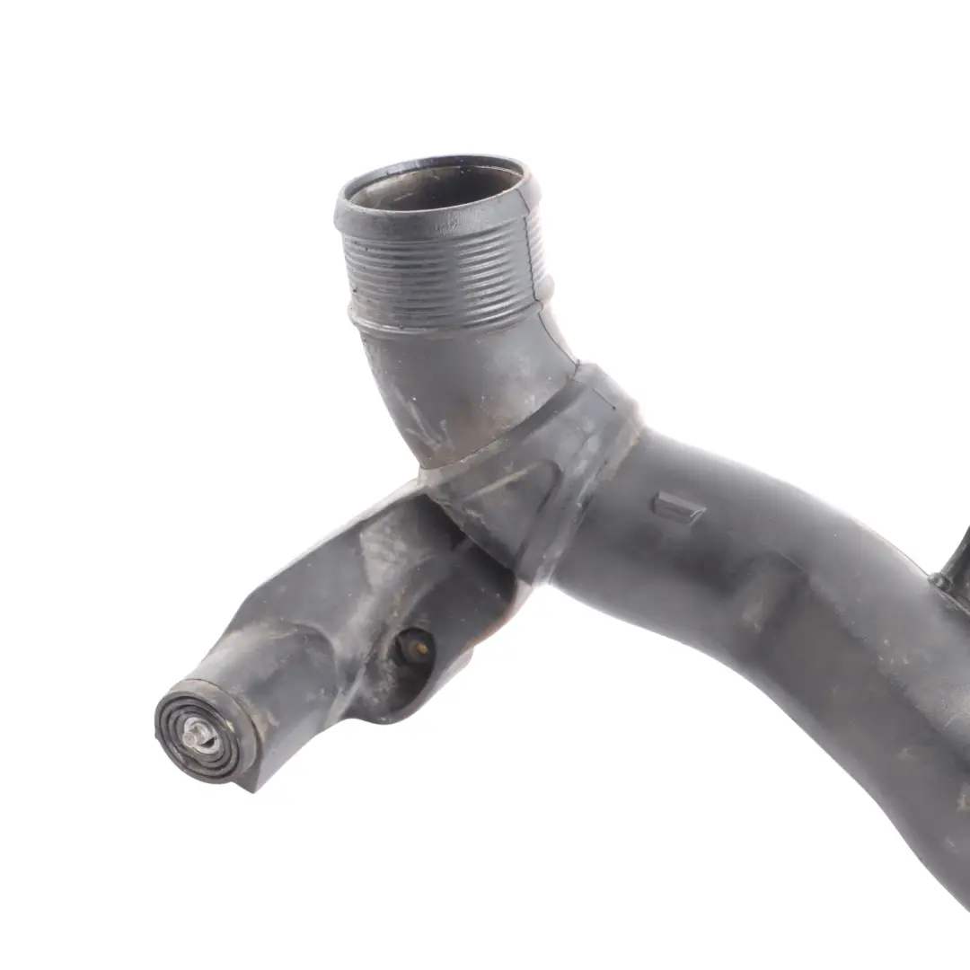 Przewód Rura Wąż Intercoolera Diesel do Volkswagen Passat B6 Tiguan o numerze 5N0145840C Volkswagen Passat B6 Tiguan Przewód Rura Wąż Intercoolera Diesel - SKU 5N0145840C - Numer Części 5N0145840C