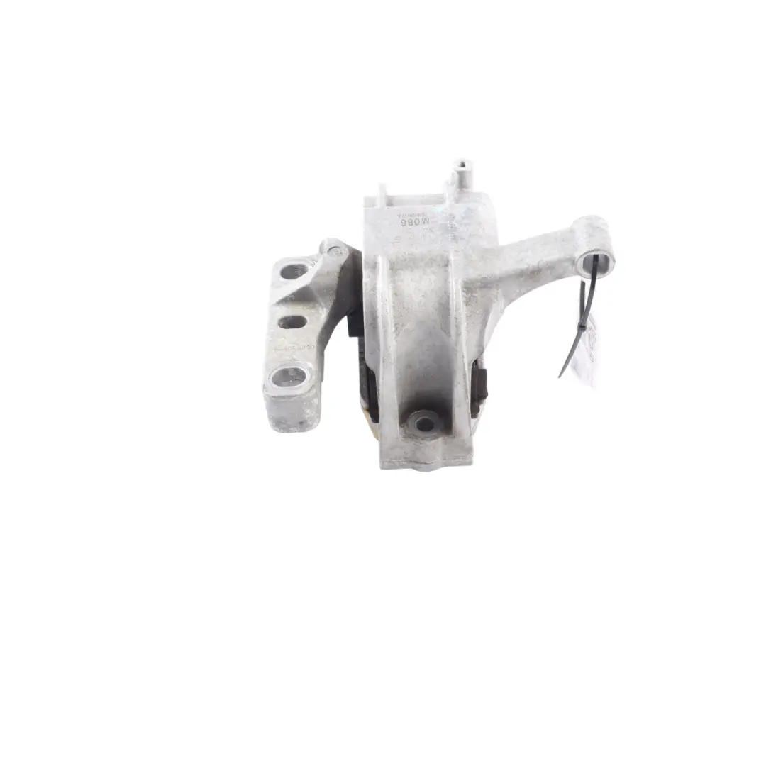 Audi Q3 8U 2.0 TFSI CCZC Engine Mount Carrier Bracket Right O/S - SKU 5N0199262G - Part number 5N0199262G