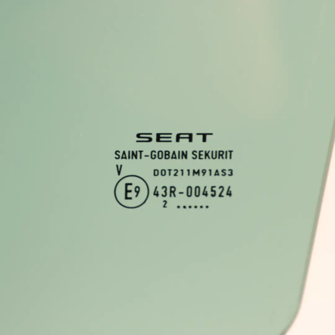 Seat Altea XL Vitre De Porte Arrière Gauche Teintée AS3 - SKU 5P0845025A - Numéro de pièce 5P0845025A