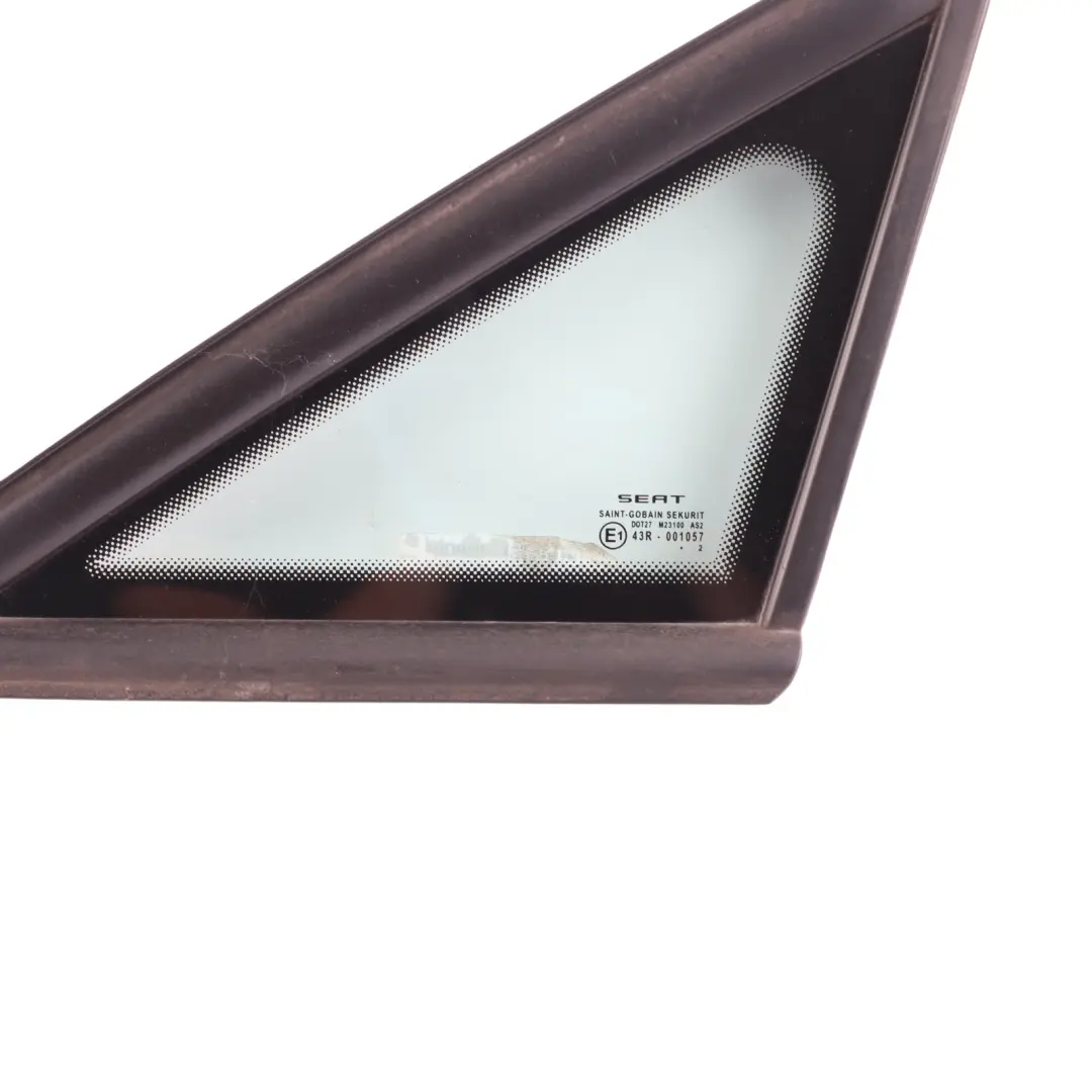 Window Glass Triangle Fixed Quarter Front Left N/S AS2 5P0845412C to Seat Altea XL with Part number 5P0845411C Seat Altea XL Window Glass Triangle Fixed Quarter Front Left N/S AS2 5P0845412C - SKU 5P0845411C - Part number 5P0845411C