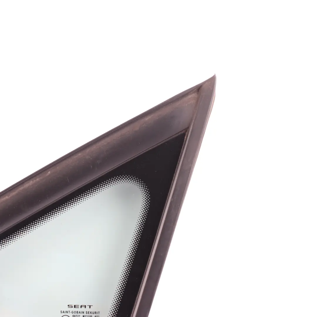 Window Glass Triangle Fixed Quarter Front Left N/S AS2 5P0845412C to Seat Altea XL with Part number 5P0845411C Seat Altea XL Window Glass Triangle Fixed Quarter Front Left N/S AS2 5P0845412C - SKU 5P0845411C - Part number 5P0845411C