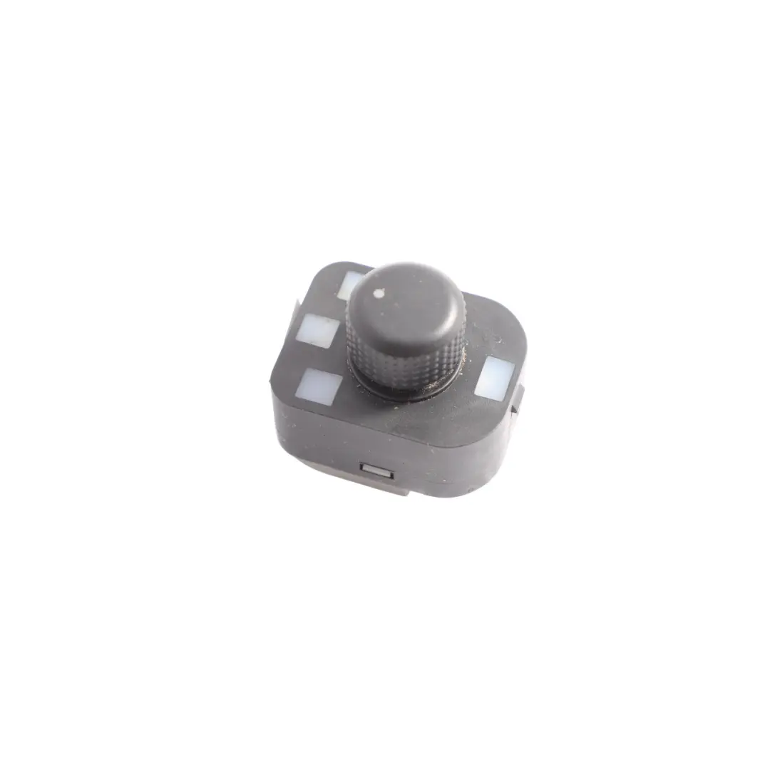 Seat Altea XL Przełącznik Regulacji Lusterek Bocznych - SKU 5P0959565B - Numer Części 5P0959565B