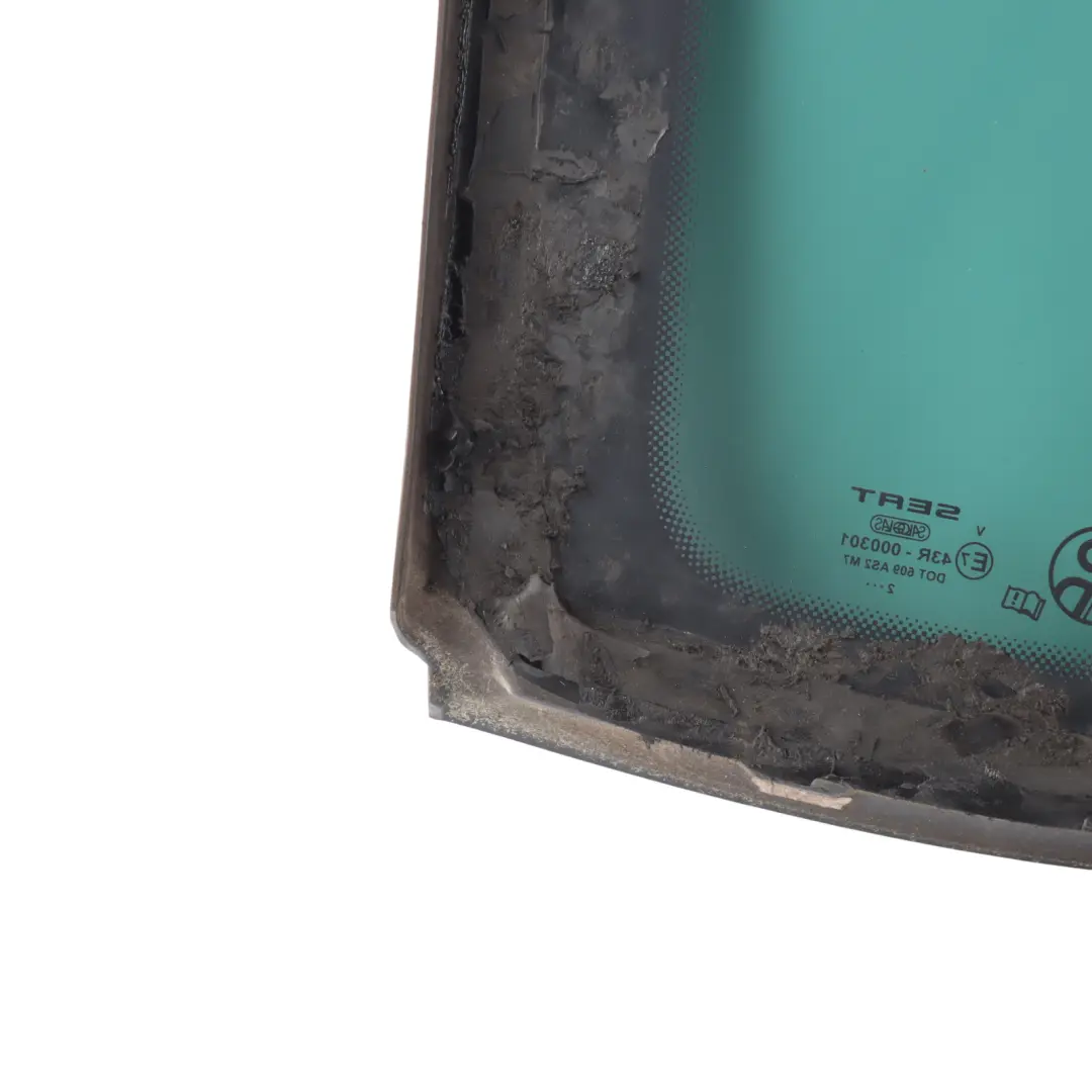 Side Window Fixed Quarter Glass Rear Right O/S AS2 to Seat Altea XL with Part number 5P8845042C Seat Altea XL Side Window Fixed Quarter Glass Rear Right O/S AS2 - SKU 5P8845042C - Part number 5P8845042C