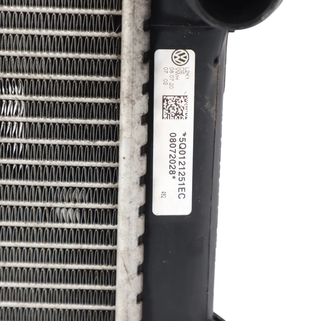 Coolant Radiator Engine Cooling Unit Radiator 1.6 TDI to Audi Q2 GA with Part number 5Q0121251EC Audi Q2 GA Coolant Radiator Engine Cooling Unit Radiator 1.6 TDI - SKU 5Q0121251EC - Part number 5Q0121251EC