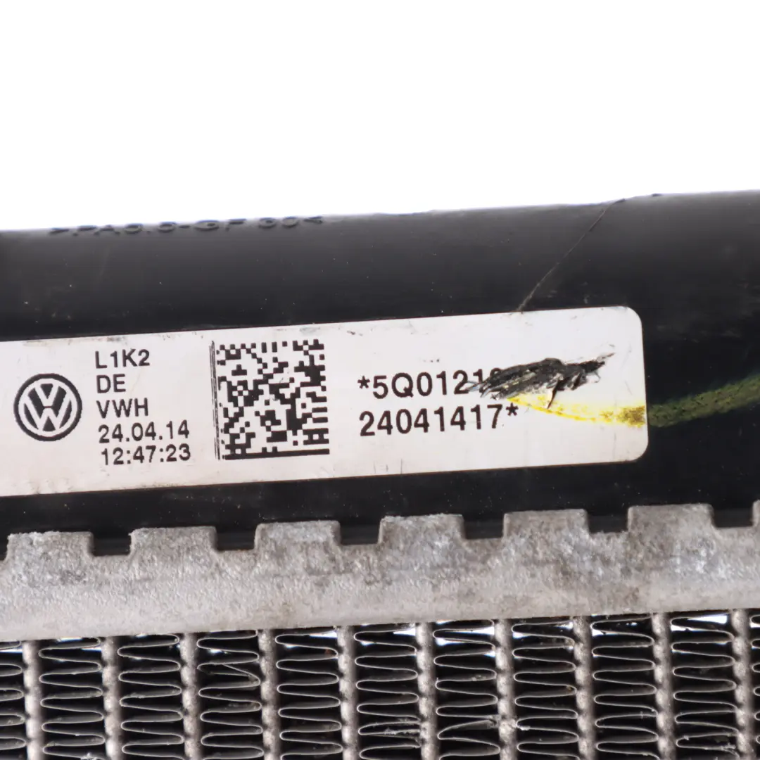 Coolant Radiator Engine Cooling Unit Radiator to Audi A3 8V 1.4 TFSI with Part number 5Q0121251EJ Audi A3 8V 1.4 TFSI Coolant Radiator Engine Cooling Unit Radiator - SKU 5Q0121251EJ - Part number 5Q0121251EJ