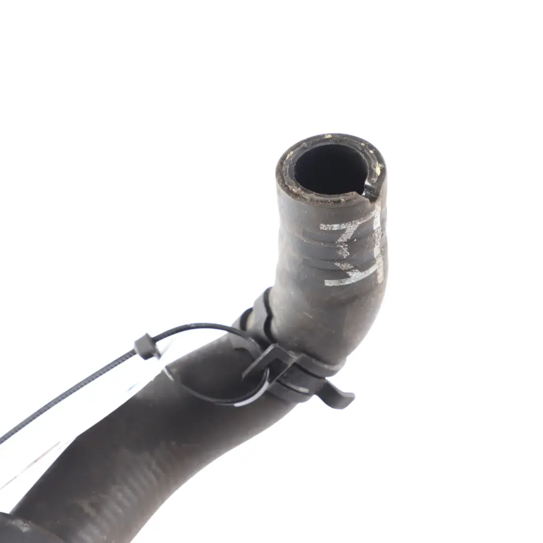 Acqua Refrigerante Tubo Flessibile per Audi S3 8V VW Volkswagen Golf 7 con numero di parte 5Q0122109J Audi S3 8V VW Volkswagen Golf 7 Acqua Refrigerante Tubo Flessibile - SKU 5Q0122109J - Numero di parte 5Q0122109J