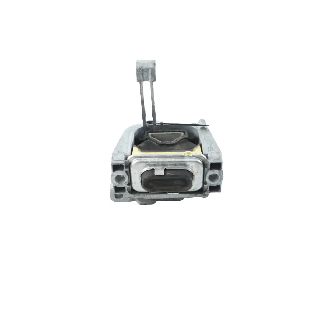 Supporto Motore Destro Staffa 5Q0199262DB per Volkswagen Golf Mk7 con numero di parte 5Q0199262DD Volkswagen Golf Mk7 Supporto Motore Destro Staffa 5Q0199262DB - SKU 5Q0199262DD - Numero di parte 5Q0199262DD