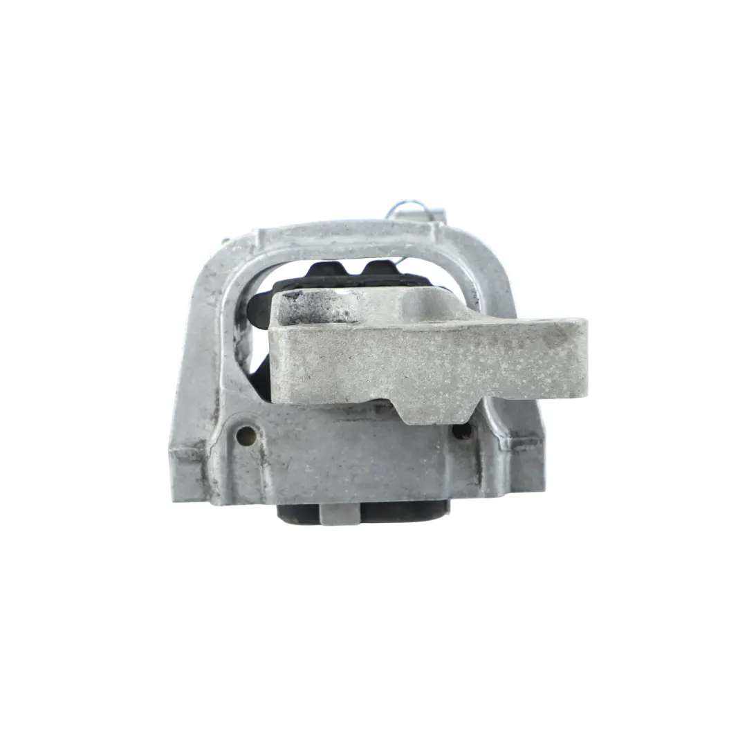 Mount Right O/S Bracket Holder Support 5Q0199262DB to Volkswagen Golf Mk7 Engine with Part number 5Q0199262DD Volkswagen Golf Mk7 Engine Mount Right O/S Bracket Holder Support 5Q0199262DB - SKU 5Q0199262DD - Part number 5Q0199262DD