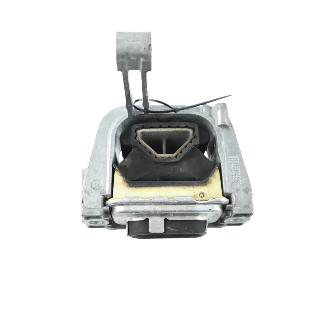 Volkswagen Golf Mk7 Engine Mount Right O/S Bracket Holder Support 5Q0199262DB - SKU 5Q0199262DD - Part number 5Q0199262DD