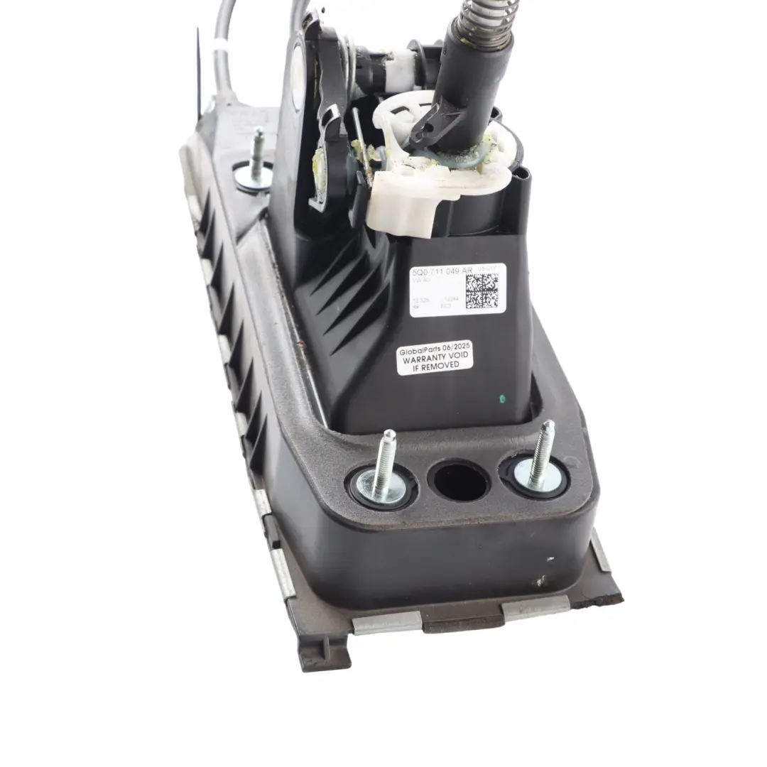 Skoda Octavia 5E VW Golf Mk7 Dźwignia Mechanizm Zmiany Biegów - SKU 5Q0711049AR - Numer Części 5Q0711049AR