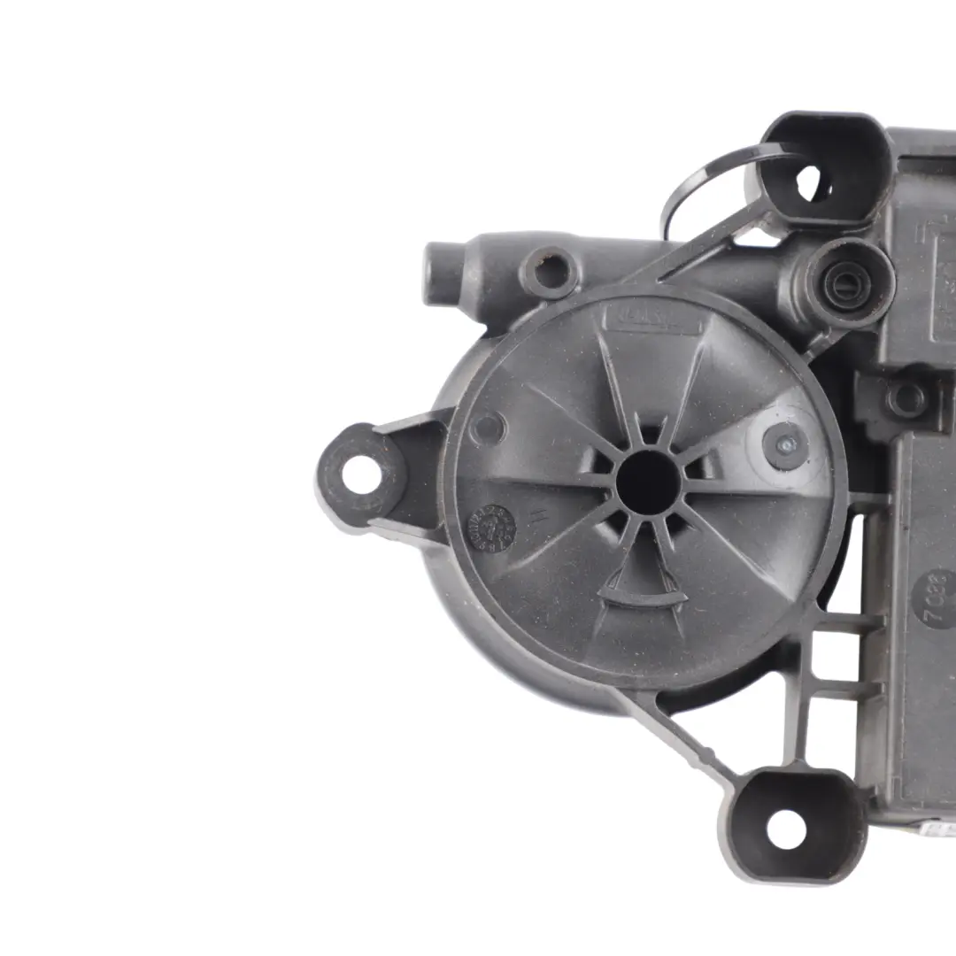 Seat Ibiza Mk5 Moteur De Régulateur De Lève Porte Arrière Droit - SKU 5Q0959408D - Numéro de pièce 5Q0959408D