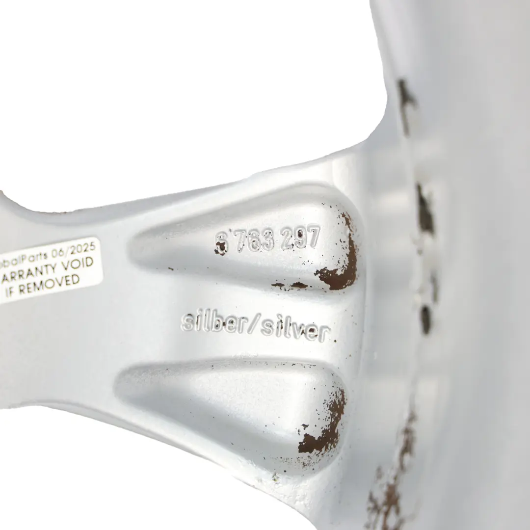 Argento Cerchio In Lega 16" 6,5J ET:48 7-Spoke 92 per Mini Cooper R50 R52 con numero di parte 6763297 Mini Cooper R50 R52 Argento Cerchio In Lega 16" 6,5J ET:48 7-Spoke 92 - SKU 6763297-3 - Numero di parte 6763297