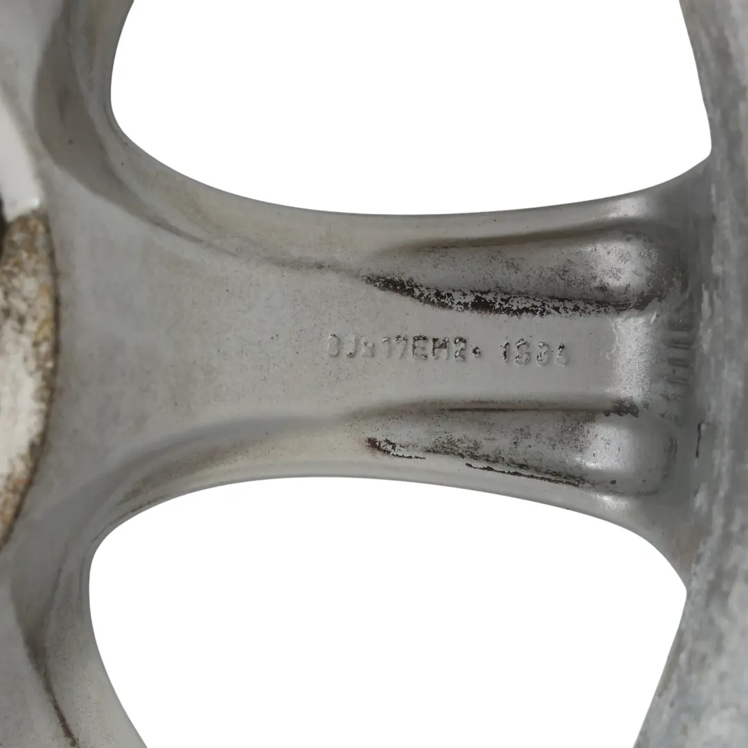 Cerchio in lega 17" a raggi stellari 185 8J ET:34 per BMW E90 E91 E92 con numero di parte 6764623 BMW E90 E91 E92 Cerchio in lega 17" a raggi stellari 185 8J ET:34 - SKU 6764623-3 - Numero di parte 6764623