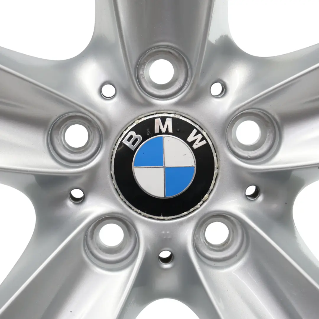 Llanta Aleación Delantera 18 "Star Spoke 189 8J ET:34 para BMW E90 E91 E92 con número de pieza 6768858 BMW E90 E91 E92 Llanta Aleación Delantera 18 "Star Spoke 189 8J ET:34 - SKU 6768858-2 - Número de pieza 6768858