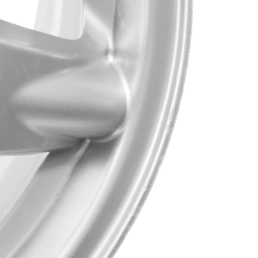 Argento Cerchio In Lega 15" 5,5J Et:45 Delta Spoke 96 per Mini Cooper R50 R55 R56 con numero di parte 6768972 Mini Cooper R50 R55 R56 Argento Cerchio In Lega 15" 5,5J Et:45 Delta Spoke 96 - SKU 6768972-3 - Numero di parte 6768972
