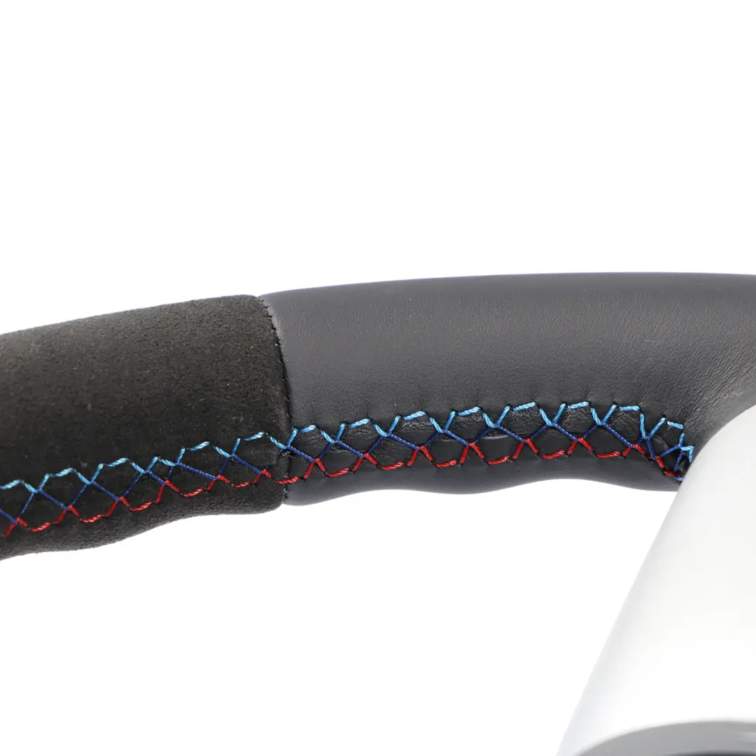 NOUVEAU Volant Sport en Cuir Noir Steptronic pour Mini Cooper R50 R52 R53 à propos du numéro de pièce 6769735 Mini Cooper R50 R52 R53 NOUVEAU Volant Sport en Cuir Noir Steptronic - SKU 6769735-1 - Numéro de pièce 6769735