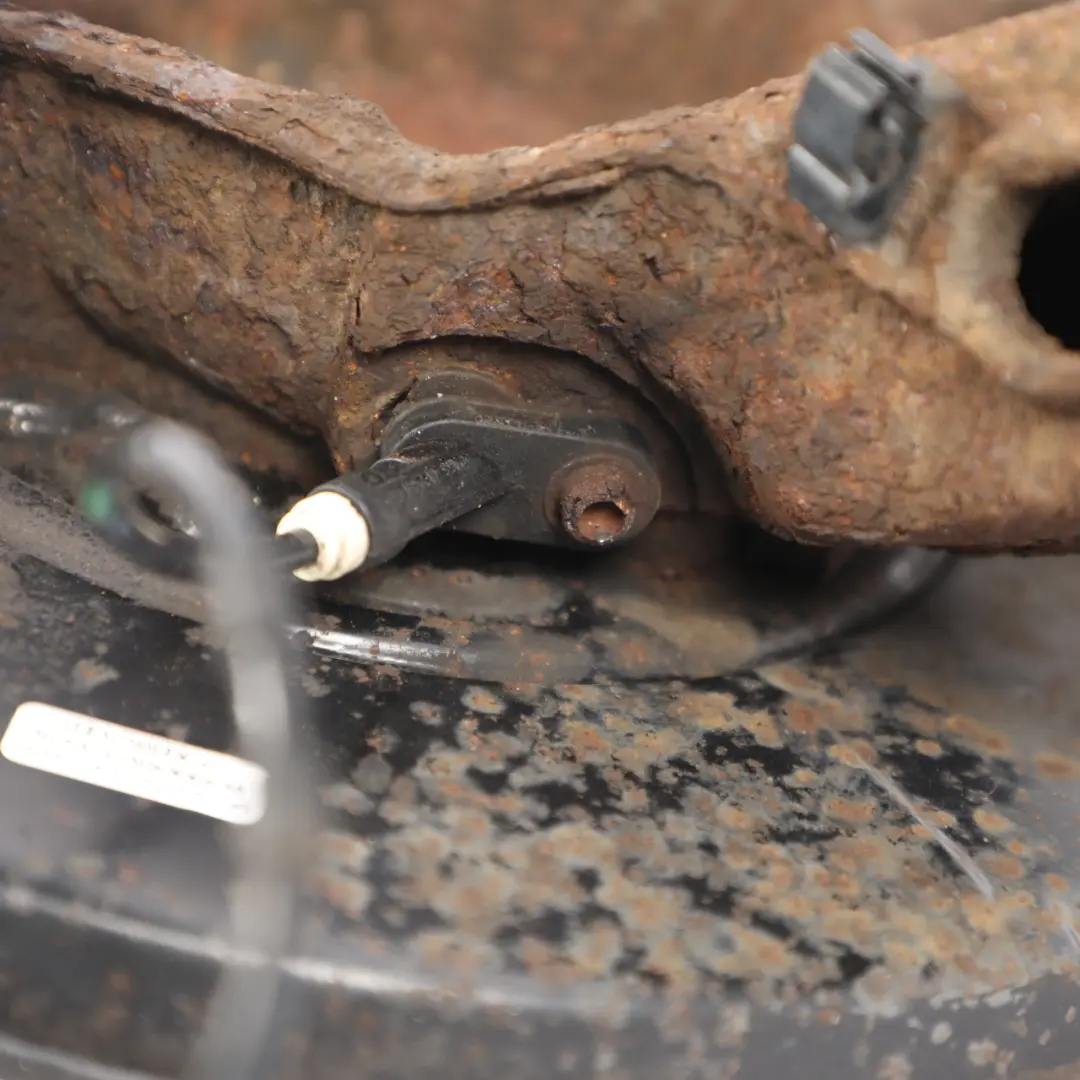 Carrier Rear Right O/S Suspension Axle Wheel Mount to BMW Z4 E85 Wheel with Part number 6774776 BMW Z4 E85 Wheel Carrier Rear Right O/S Suspension Axle Wheel Mount - SKU 6774776-7 - Part number 6774776