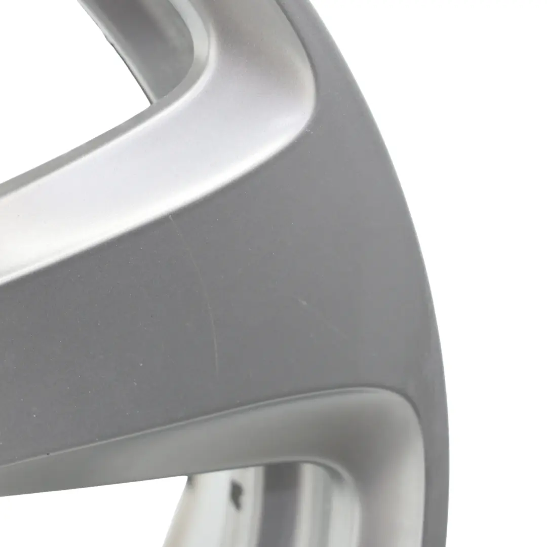 Jantes Alu Alliage 17 " Rayons en etoe 243 7,5J Et : 20 pour BMW 5 4 E60 E61 à propos du numéro de pièce 6777346 BMW 5 4 E60 E61 Jantes Alu Alliage 17 " Rayons en etoe 243 7,5J Et : 20 - SKU 6777346-4 - Numéro de pièce 6777346