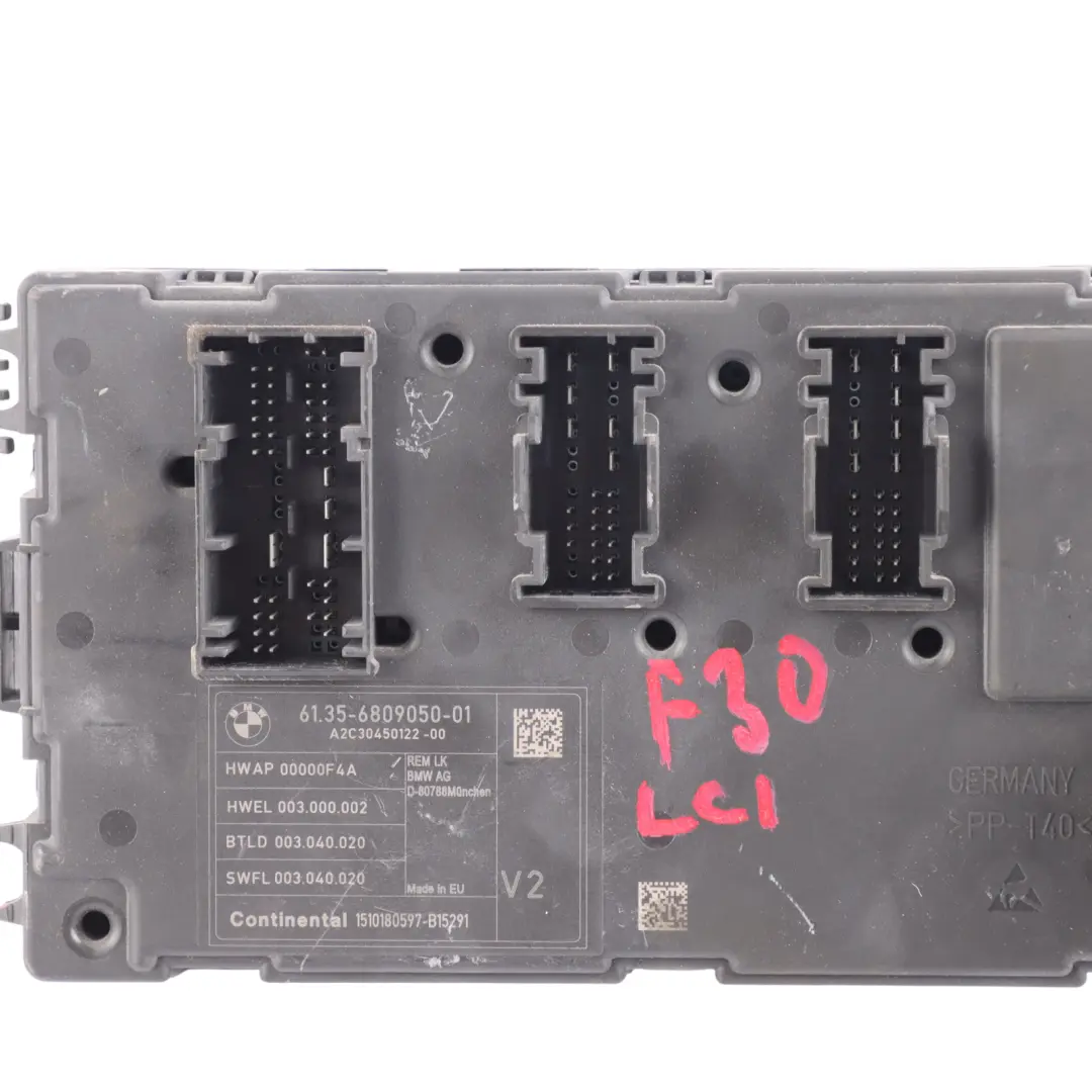 Hinteres Elektronikmodul REM Steuergerät V2 ECU für BMW F20 F30 F36 mit Teilenummer 6809050 BMW F20 F30 F36 Hinteres Elektronikmodul REM Steuergerät V2 ECU - SKU 6809050 - Teilenummer 6809050