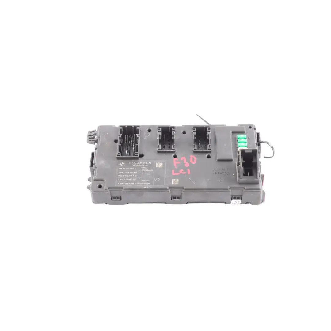 Moduł Sterownik Komfortu V2 ECU do BMW F20 F30 F36 o numerze 6809050 BMW F20 F30 F36 Moduł Sterownik Komfortu V2 ECU - SKU 6809050 - Numer Części 6809050
