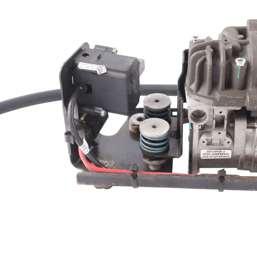 Suspension Compressor BMW F01 F02 F07 F11 Air Supply Motor 163492 to with Part number 6875176 Suspension Compressor BMW F01 F02 F07 F11 Air Supply Motor 163492 - SKU 6875176-4 - Part number 6875176