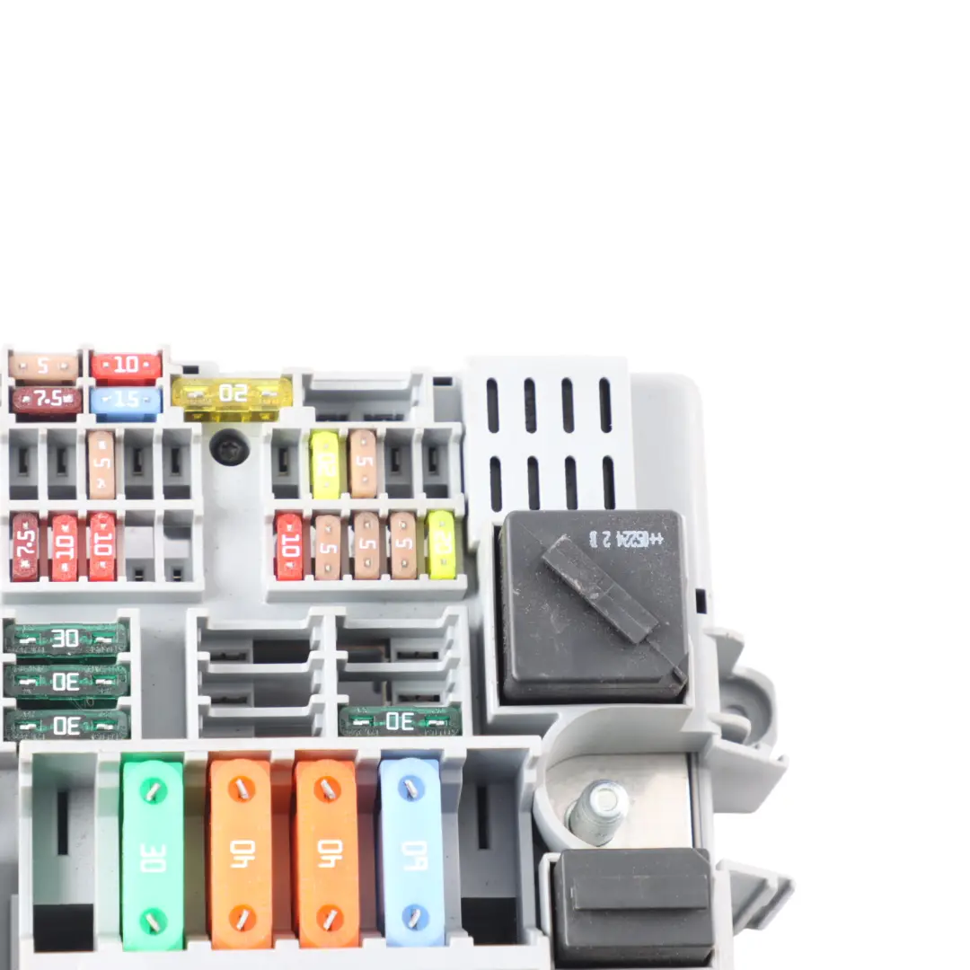 Distribution Fuse Box Front 6906622 to BMW E87 E90 E91 E92 Power with Part number 6978271 BMW E87 E90 E91 E92 Power Distribution Fuse Box Front 6906622 - SKU 6978271-1 - Part number 6978271