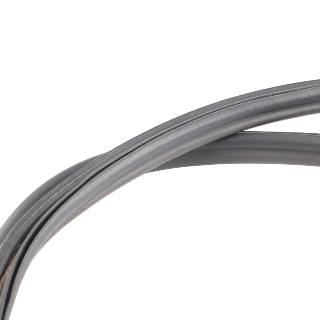 Mk5 Boot Trunk Lid Tailgate Sealing Gasket Seal to Seat Ibiza with Part number 6F0827705E Seat Ibiza Mk5 Boot Trunk Lid Tailgate Sealing Gasket Seal - SKU 6F0827705E - Part number 6F0827705E