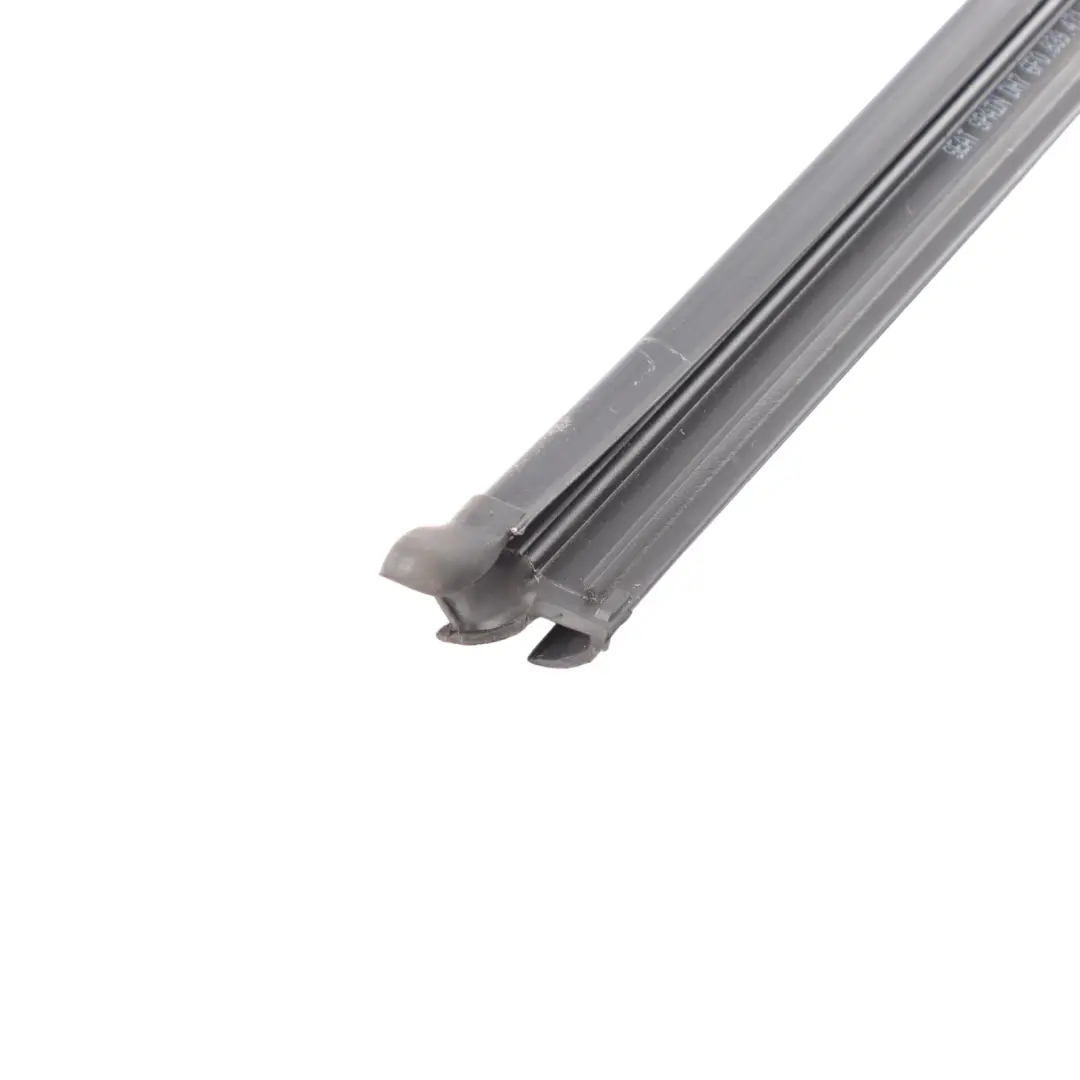 Mk5 5Dr Joint D'Étanchéité Vitre Portière Arrière Gauche pour Seat Ibiza à propos du numéro de pièce 6F0839471C Seat Ibiza Mk5 5Dr Joint D'Étanchéité Vitre Portière Arrière Gauche - SKU 6F0839471C - Numéro de pièce 6F0839471C